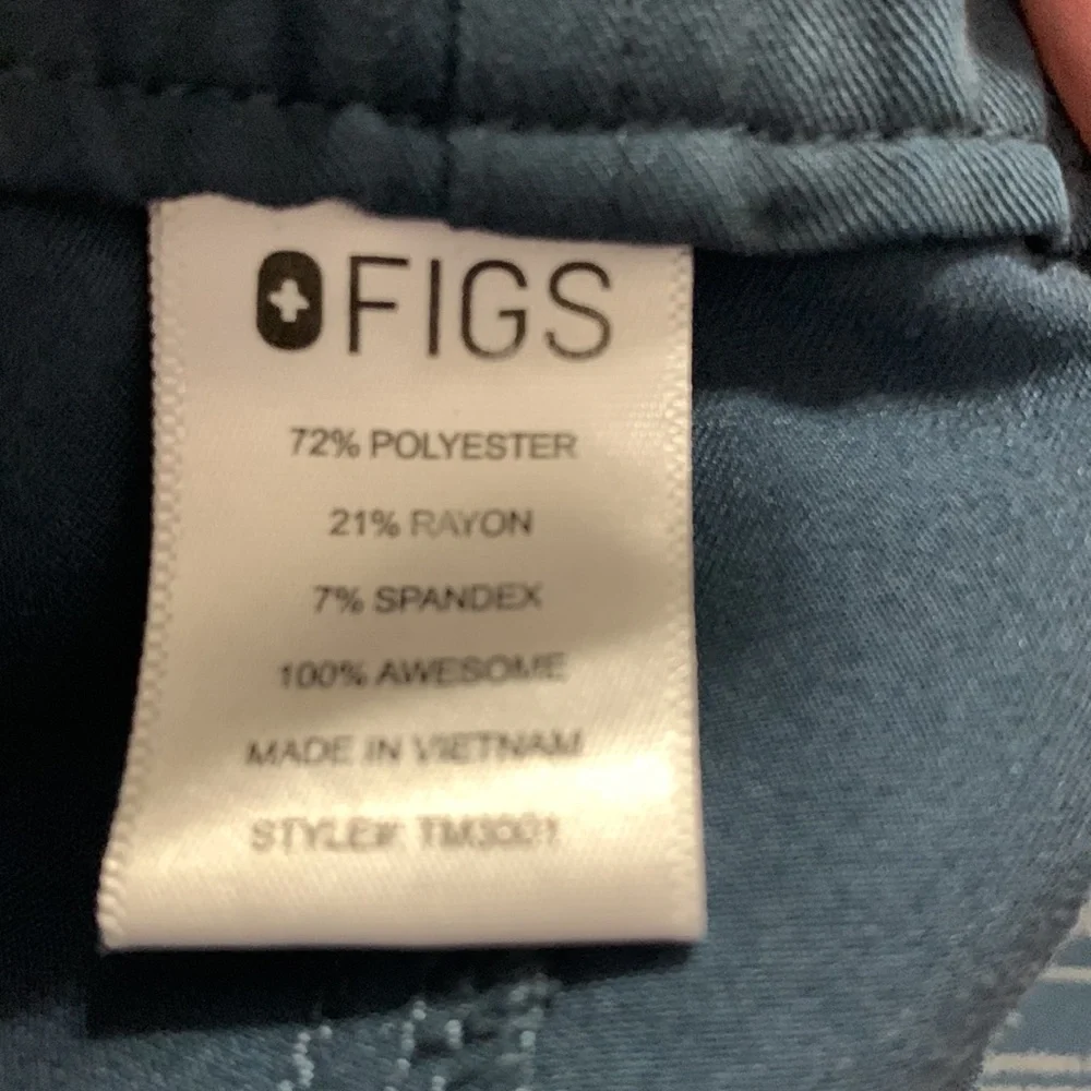 Figs Cairo Men’s Cargo Technical Collection Gray Scrub Pants